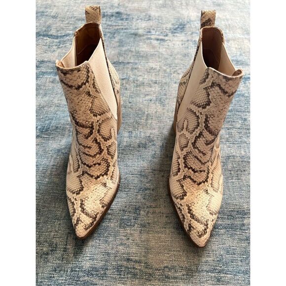 Steve Madden Cream Brown Snake Print Knoxi Pointed Toe Booties Size 8.5 - Picture 2 of 8